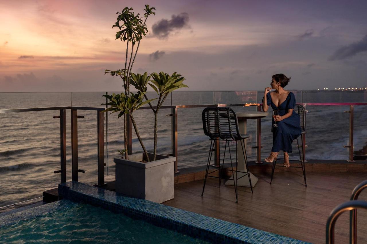Maradha Colombo Hotell Exteriör bild